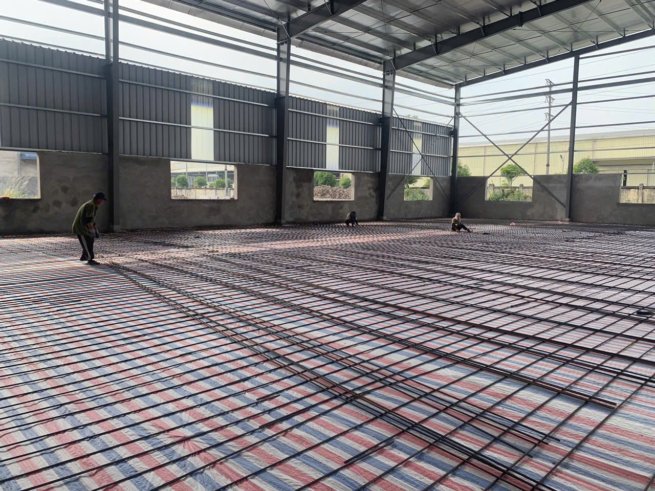 NHÀ XƯỞNG – KHO 69 × 135 MÉT